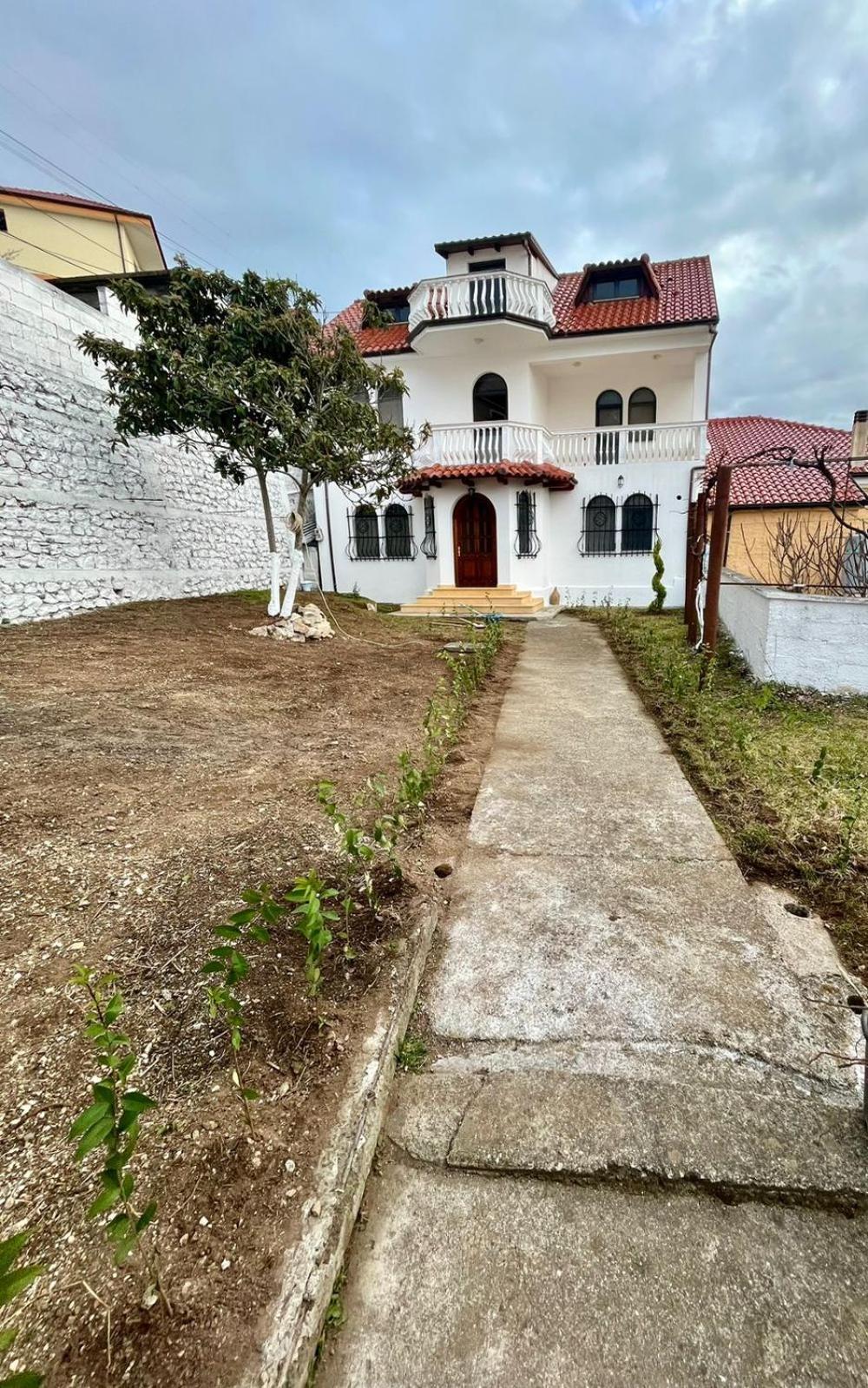 Vila Taga Guesthouse Krujë Buitenkant foto