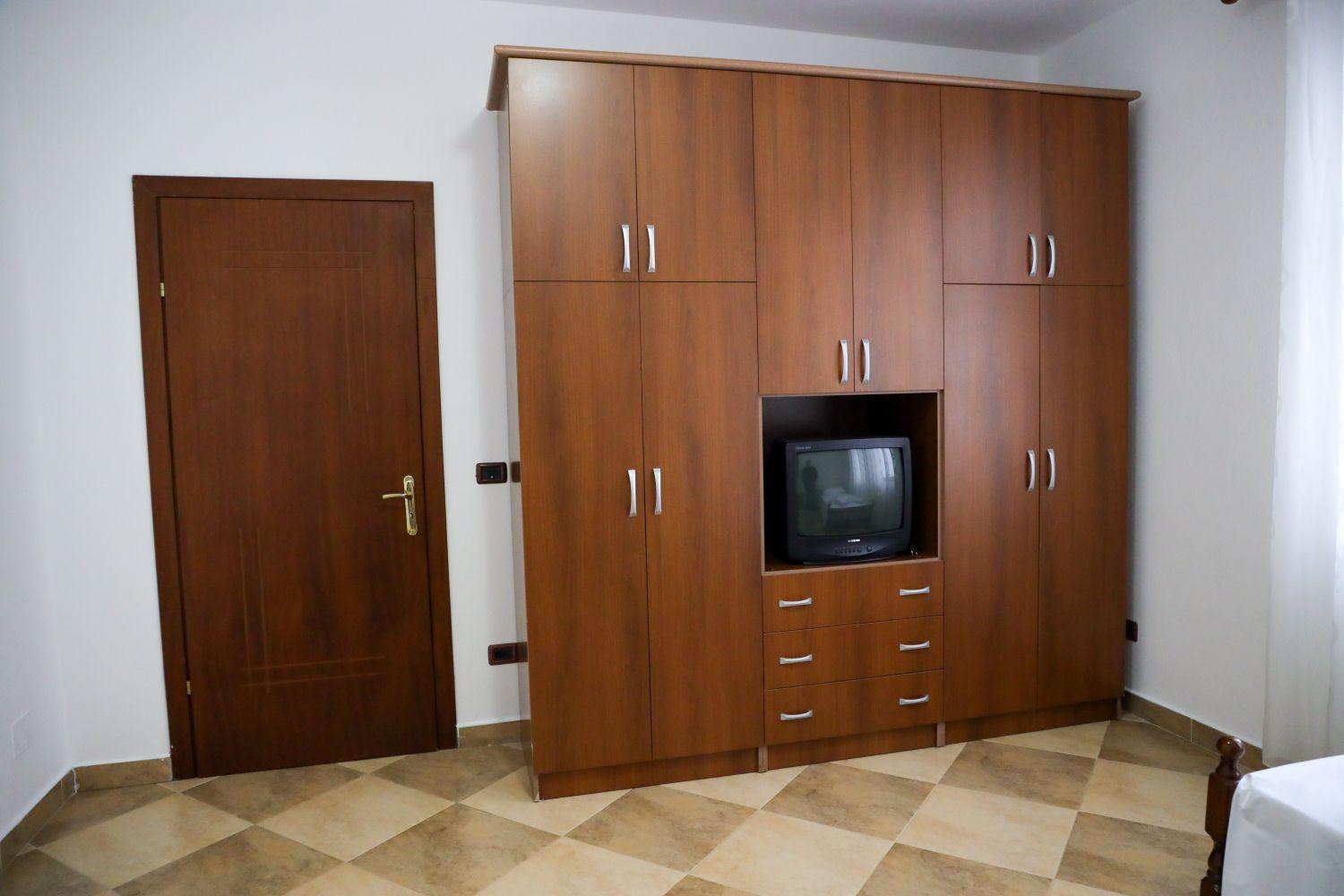 Vila Taga Guesthouse Krujë Buitenkant foto