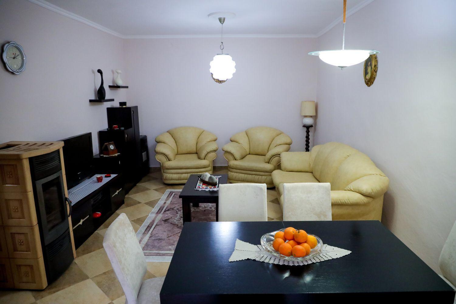 Vila Taga Guesthouse Krujë Buitenkant foto